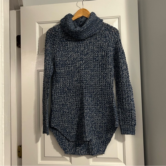 Turtleneck Chunky Sweater - Picture 1 of 1